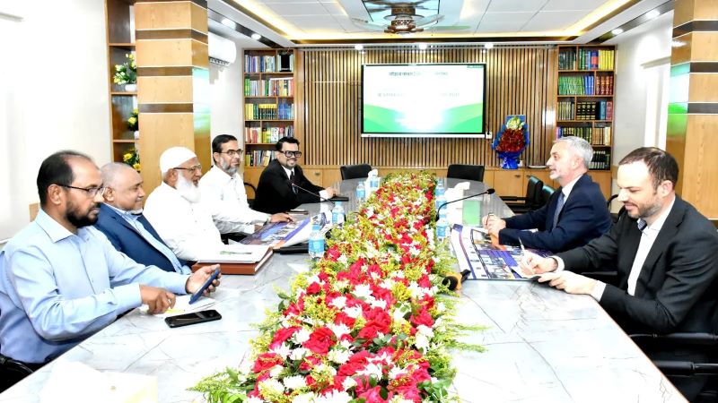 জামায়াত আমিরের সাথে ইইউর রাষ্ট্রদূতের সৌজন্য সাক্ষাৎ